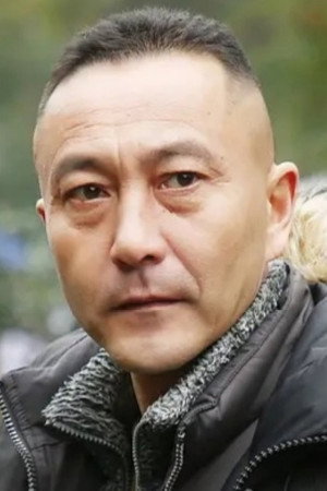 张彤