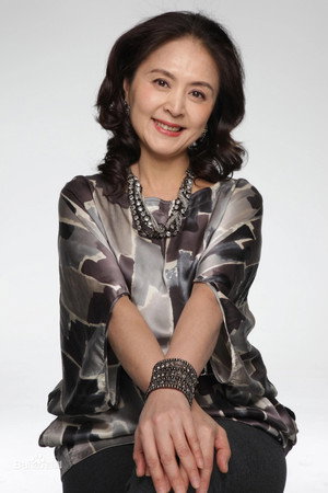 周玲