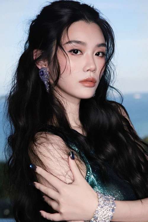 奚梦瑶